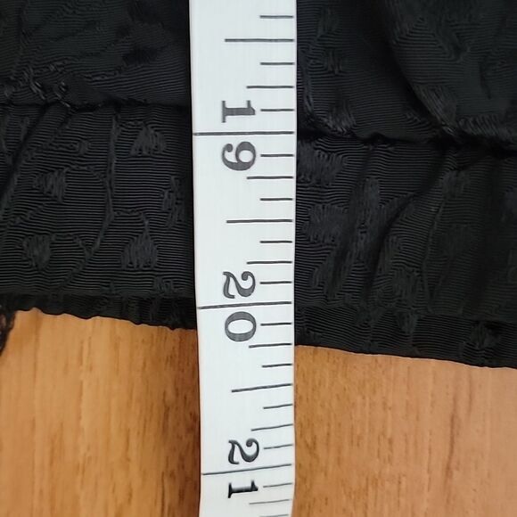 Willow and Clay jaquered print blouse Size S - Picture 10 of 11